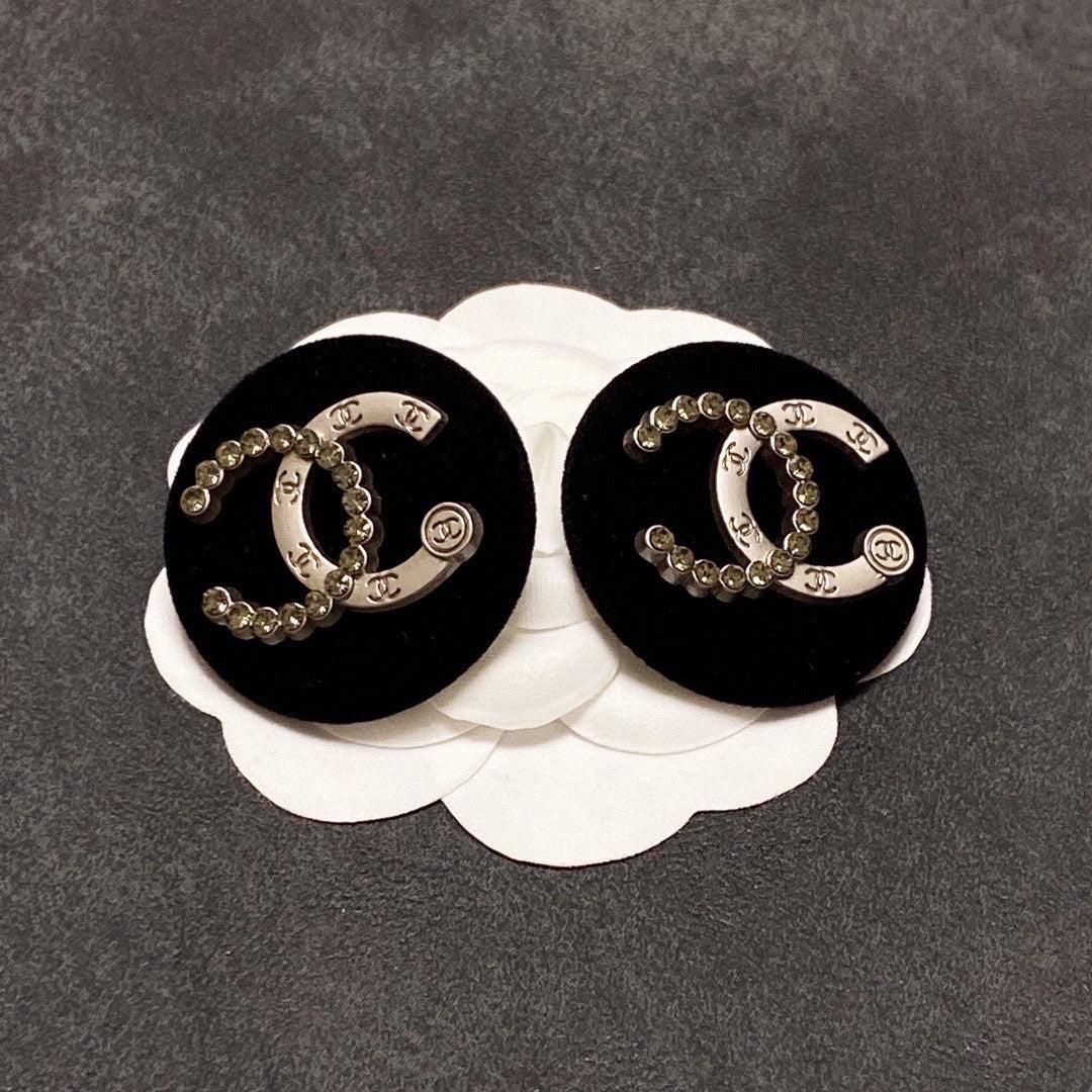 18K Chanel Black Resin Crystals Earrings