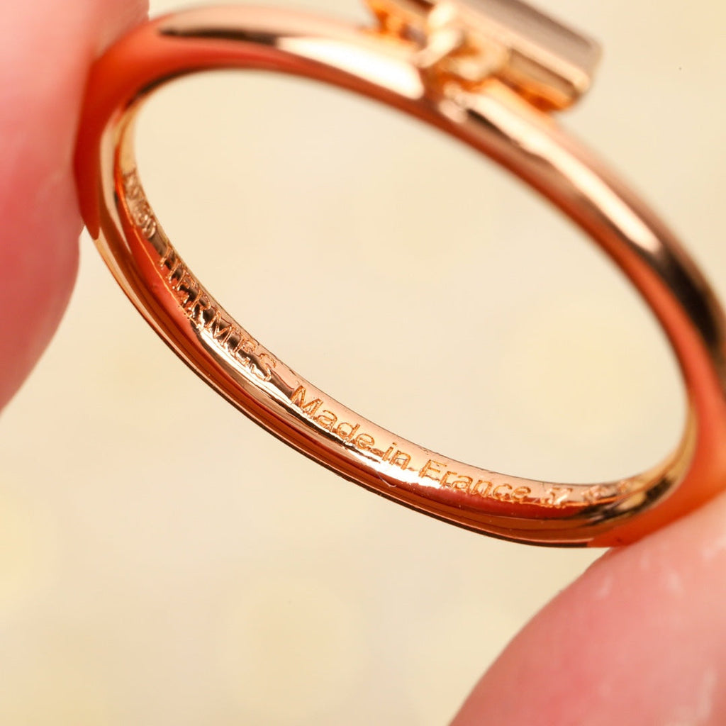 18K Chaine D'ancre Verso Hermès Ring