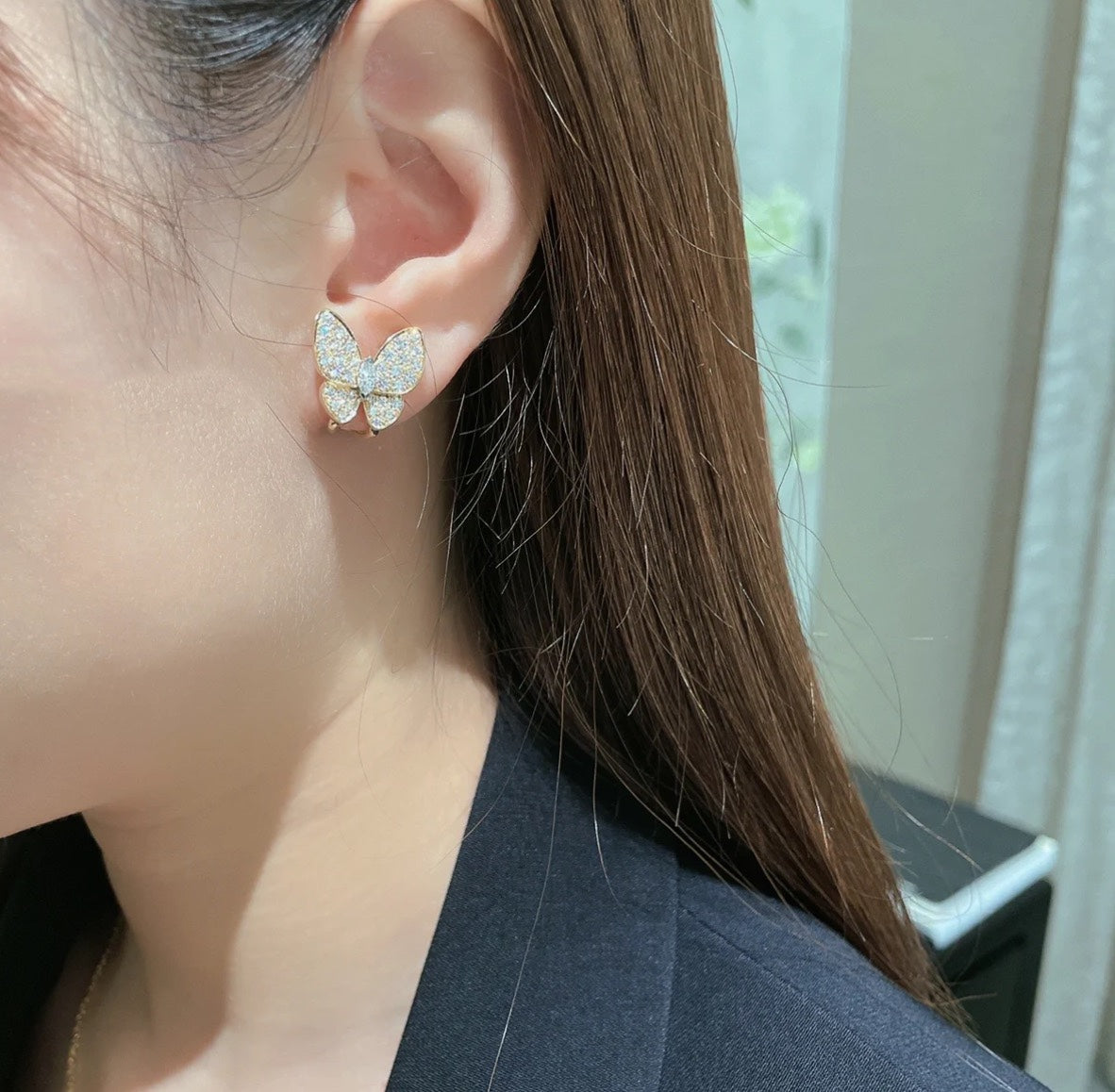 18K Van Cleef & Arpels Two Butterfly Turquoise Earrings