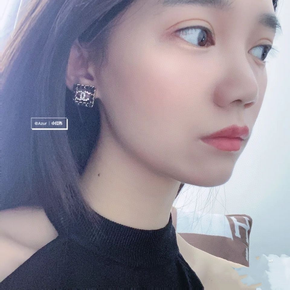 18K Chanel Square Leather Earrings