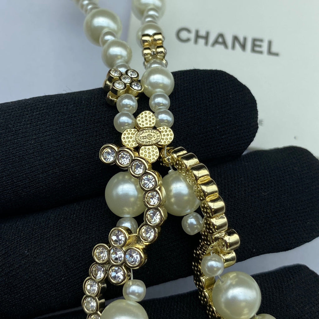 18K Chanel Pearl Chain Necklace