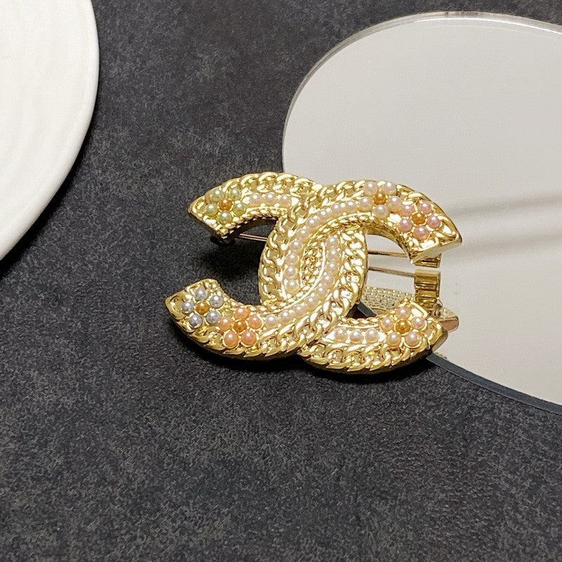 18K Chanel Pearl Gold Brooch