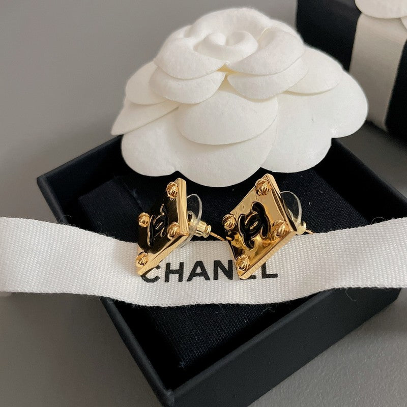 18K Chanel Black Gold Square Earrings