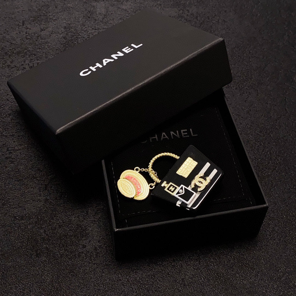 18K Chanel Bag Brooch
