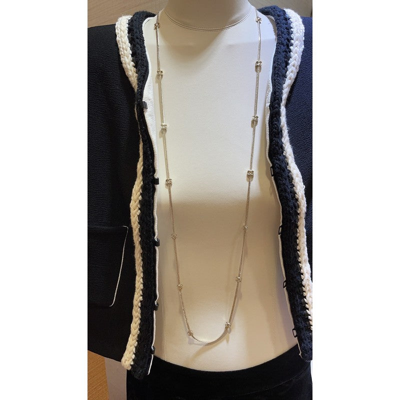 18K Chanel 24B Flowers Long Necklace