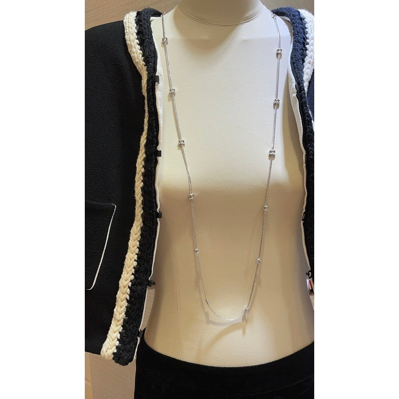 18K Chanel 24B Flowers Long Necklace