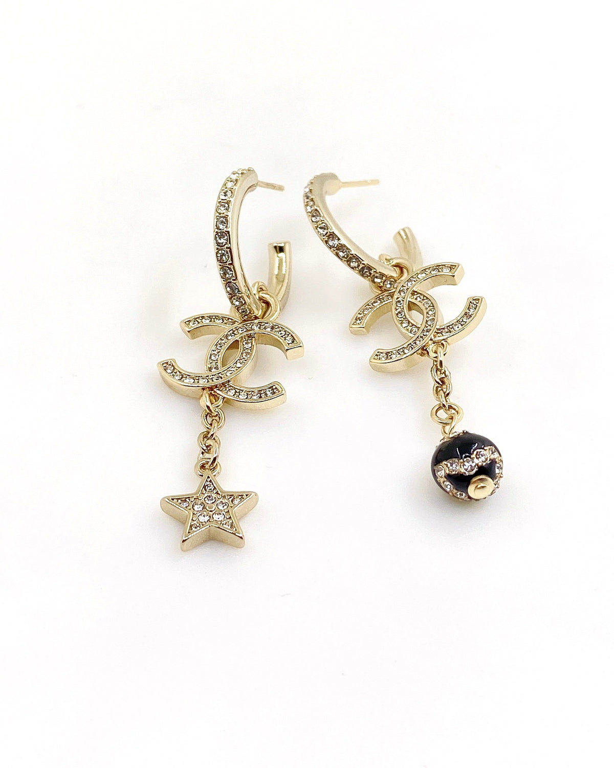 18K Chanel Star Pearls Pendant Earrings