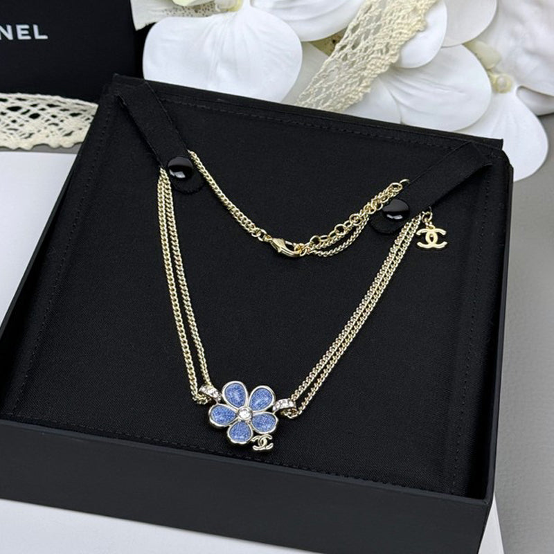 18K Chanel 26C Blue Flower Choker Necklace