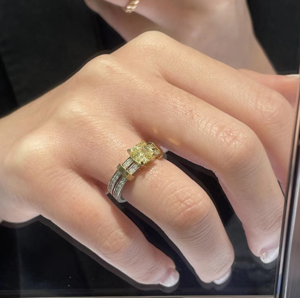 18K Tiffany & Co. Schlumberger Stone Ring