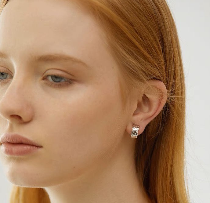 18K Chanel Coco Crush Earrings