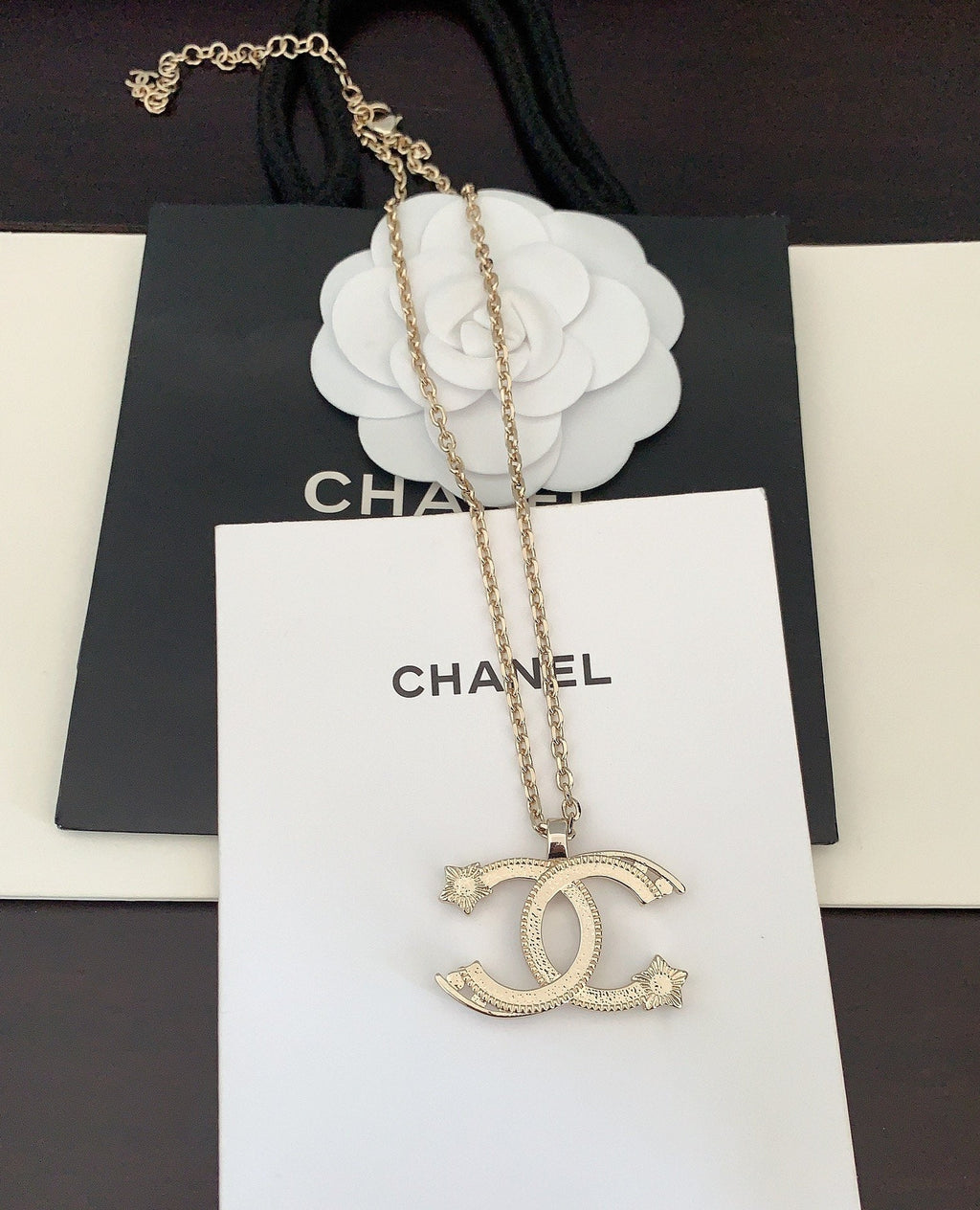 18K Chanel Star Choker Necklace