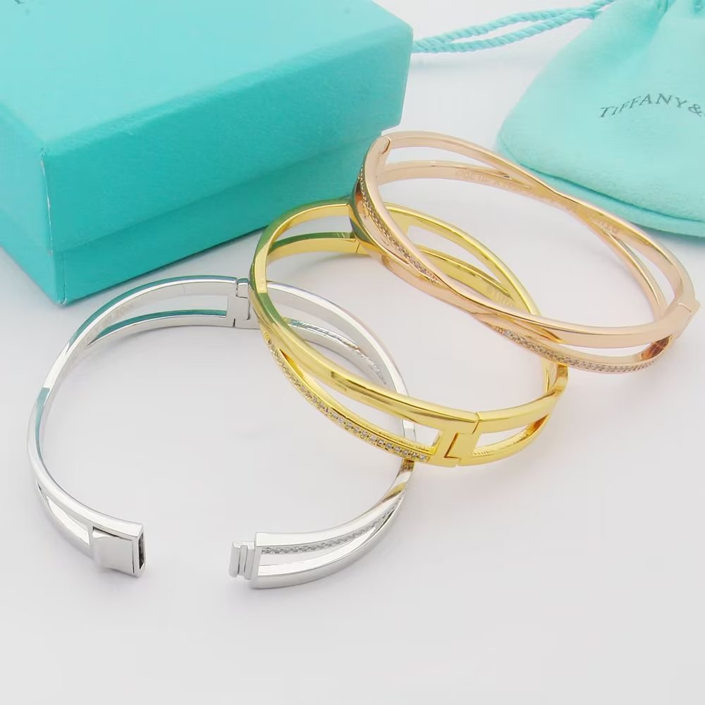 18K Tiffany & Co. Atlas x Narrow Hinged Bangle Bracelet