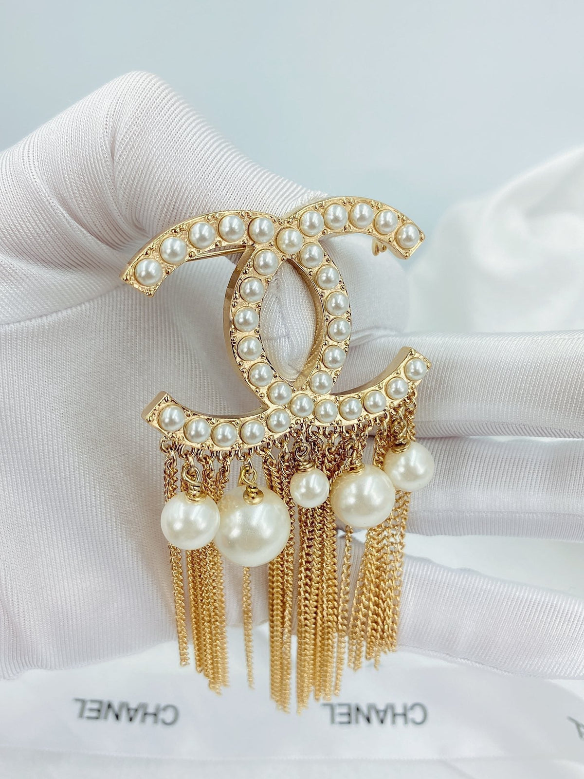 18K Chanel Pearl Tassel Brooch