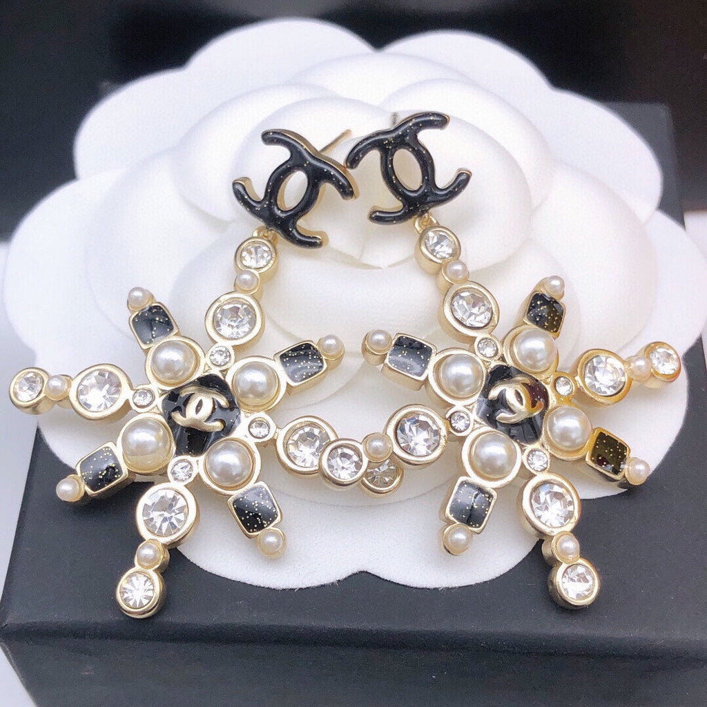 18K Chanel Snow Flowers Earrings