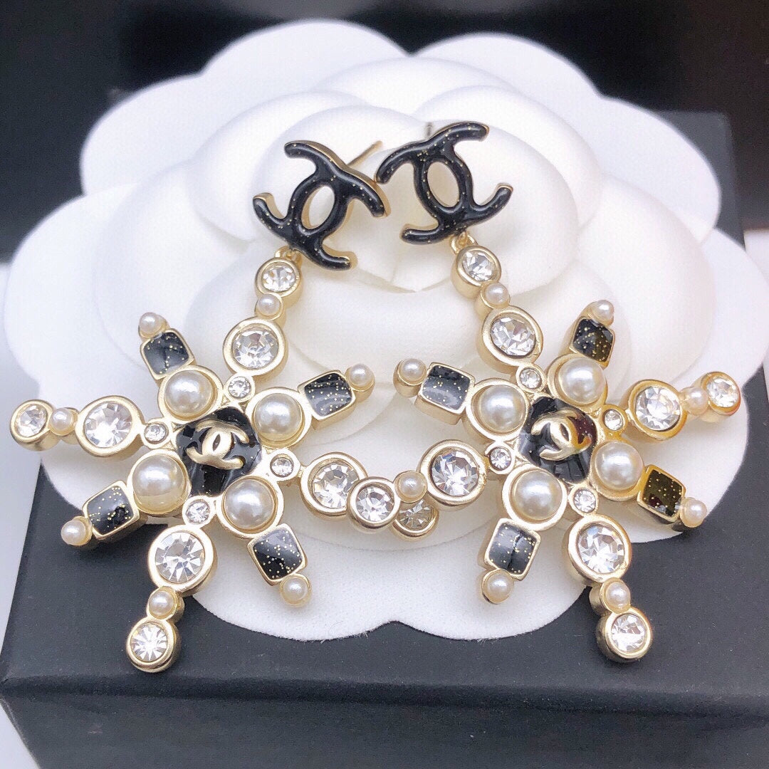 18K Chanel Snow Flowers Earrings