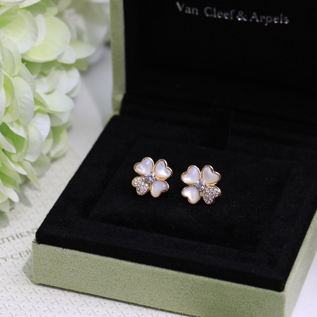 18K Van Cleef & Arpels Cosmos Medium Earrings