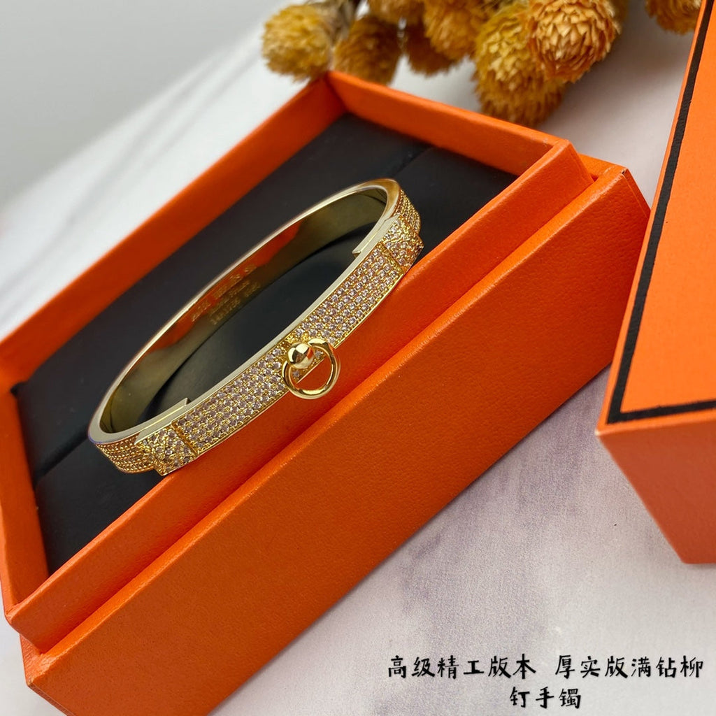 18K Collier De Chien Diamond Hermès Bracelet