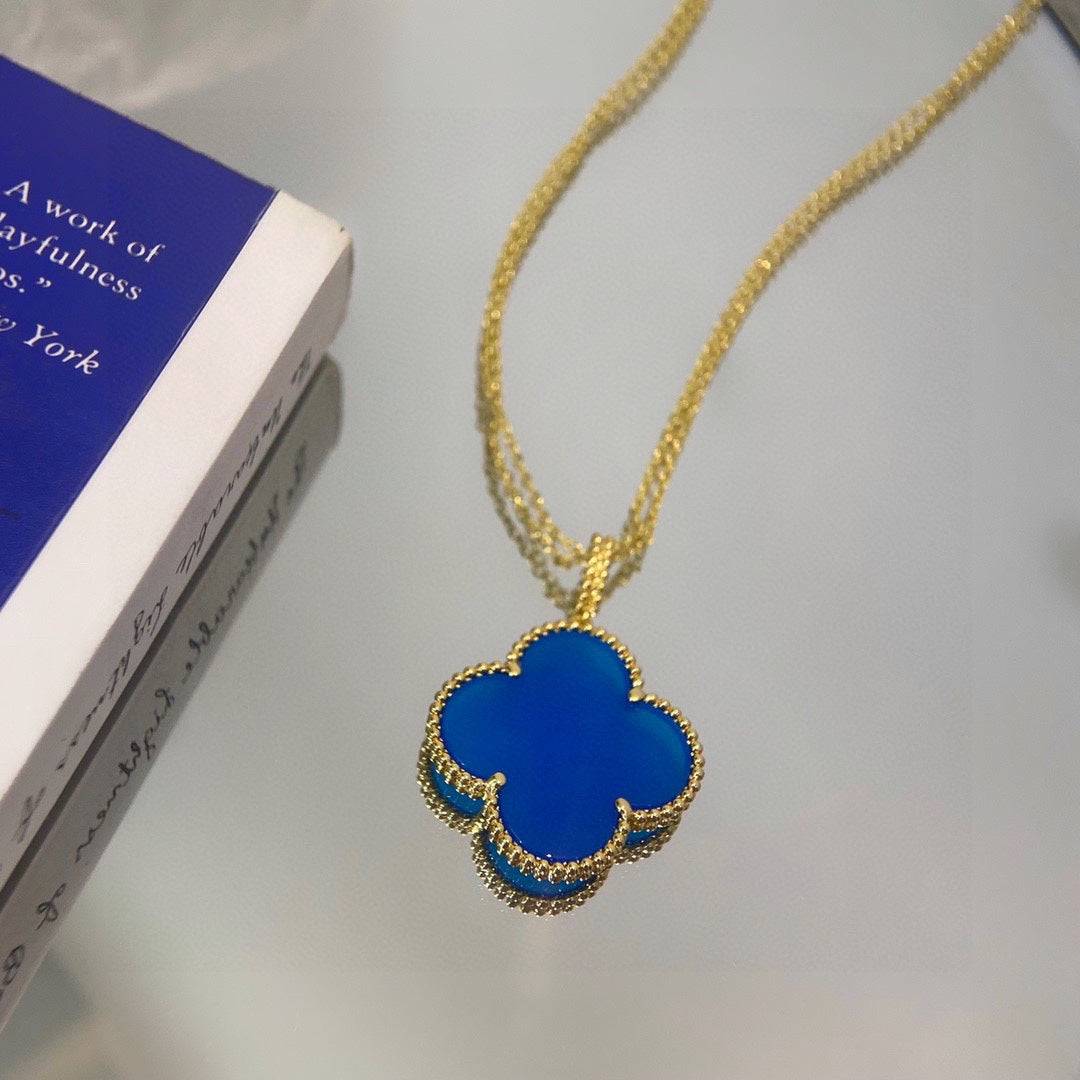 18K Van Cleef & Arpels Magic Alhambra Agate Clover Necklace