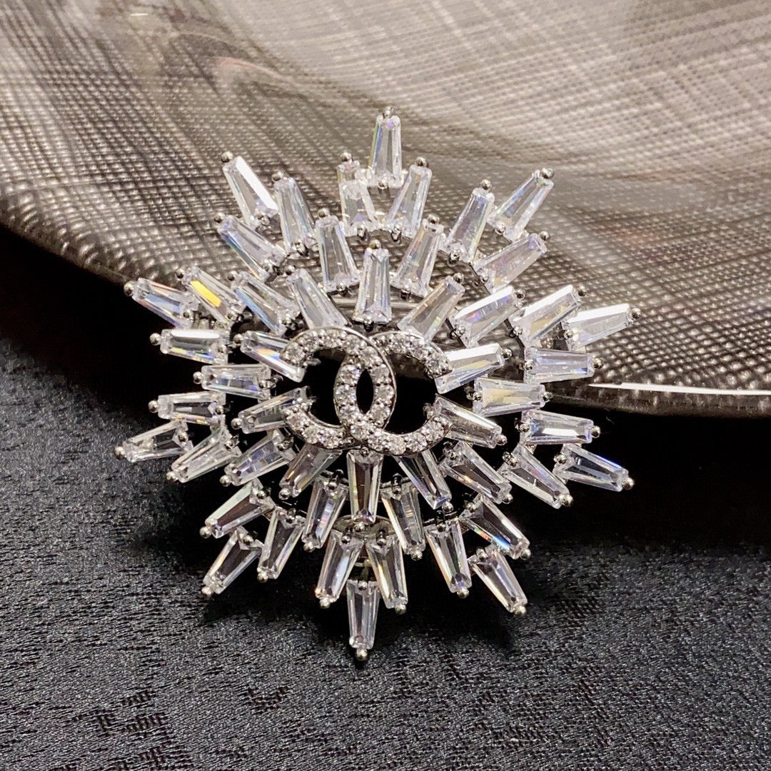 18K Chanel Snow Flower Brooch