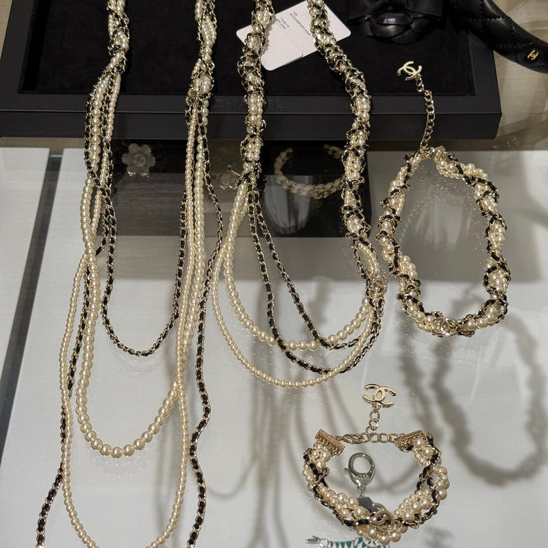 18K Chanel Pearl Leather Choker Necklace
