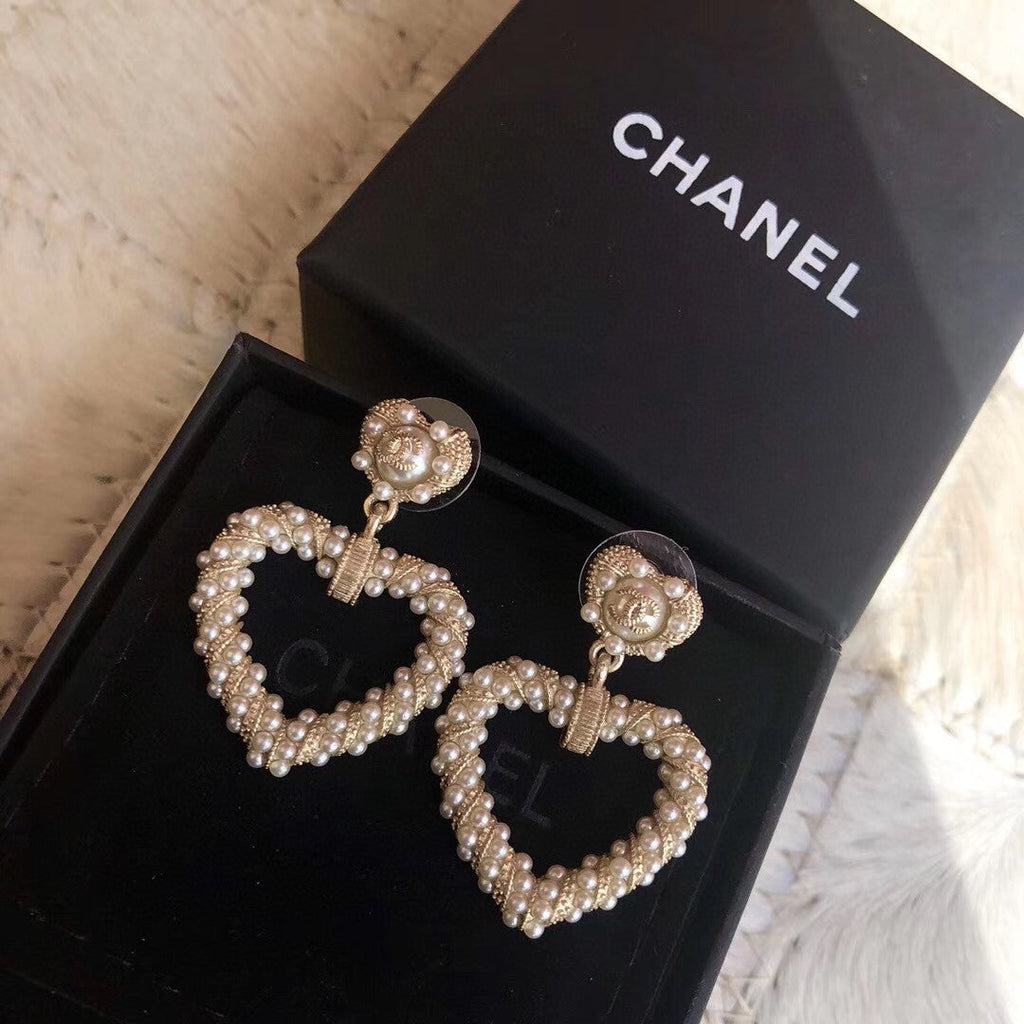 18K Chanel Heart Pendant Earrings