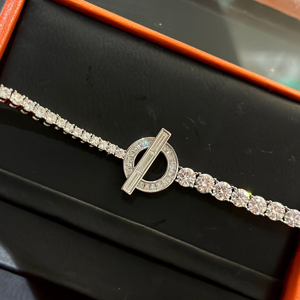 18K Finesse Link Diamond Hermès Bracelet