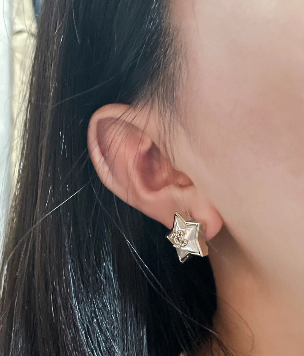18K Chanel Star Pearl Earrings