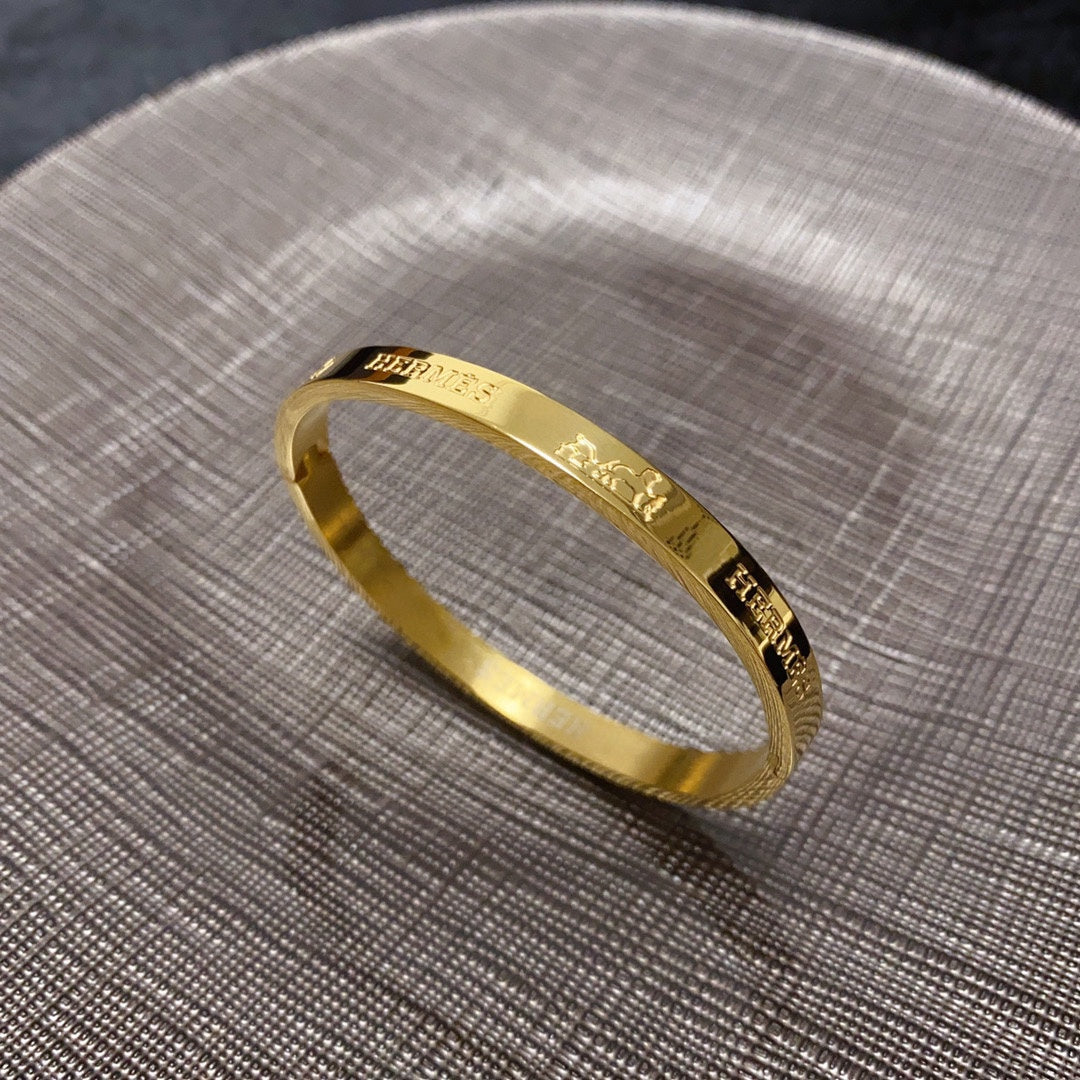 18K Hermès Bracelet
