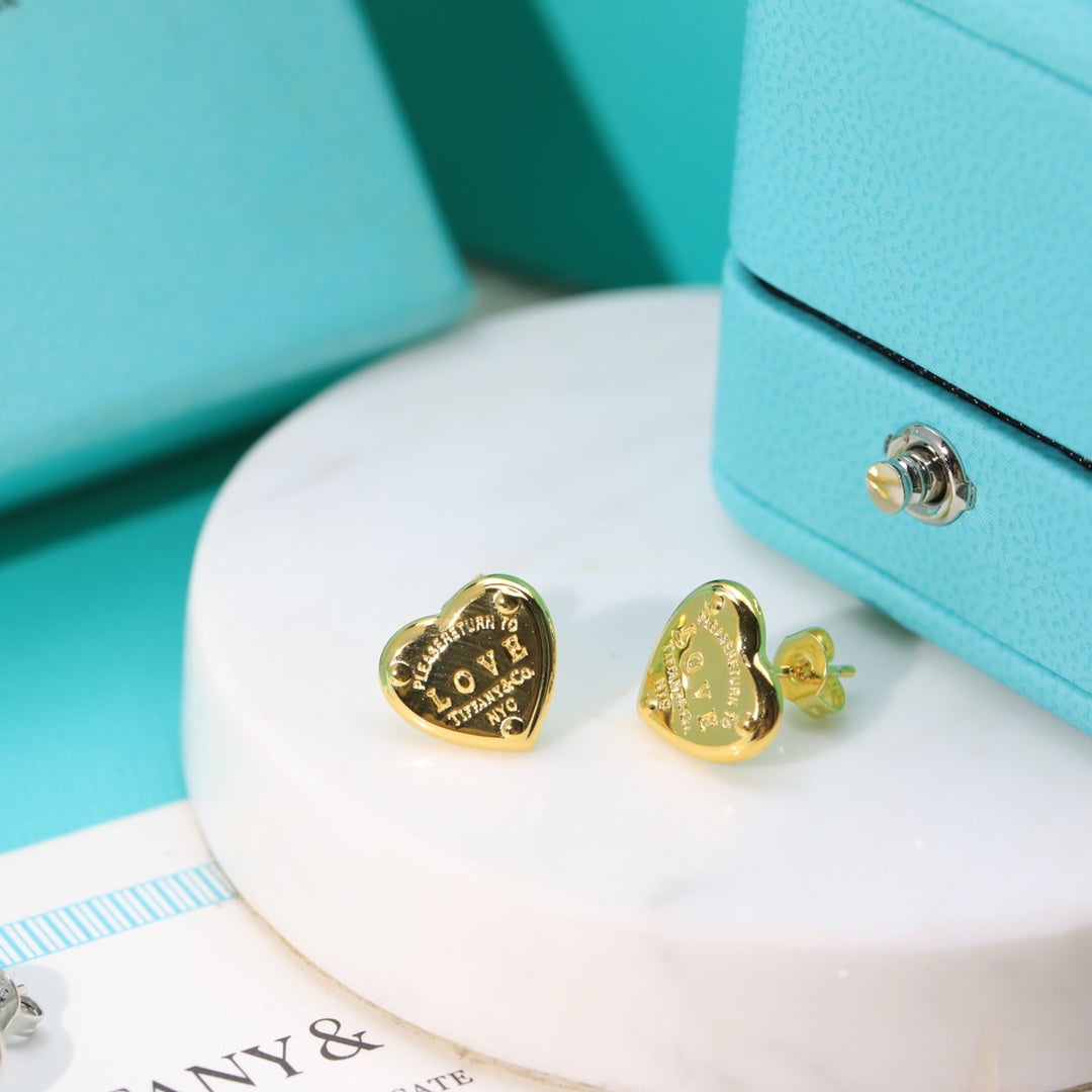 18K Return to Tiffany & Co. Love Earrings