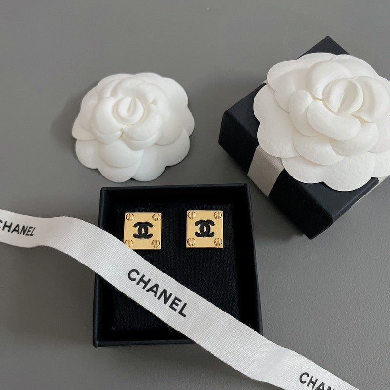 18K Chanel Black Gold Square Earrings