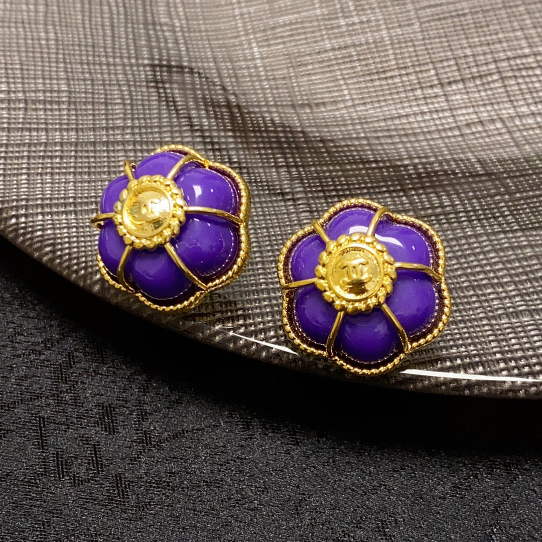 18K Chanel Purple Flowers Earrings