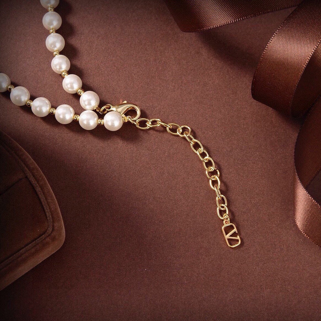 18K Valentino VLogo Pearls Choker Necklace