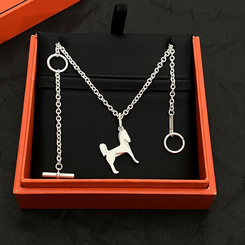 18K Panache Pendant Hermès Necklace