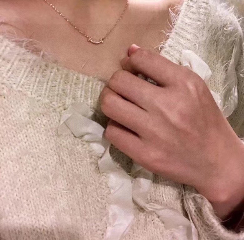 18K Tiffany & Co. Small Diamond Pendant Necklace