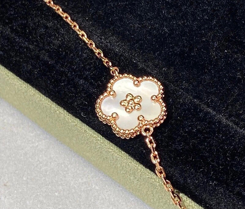 18K Van Cleef & Arpels Lucky Spring Plum Blossom Bracelet