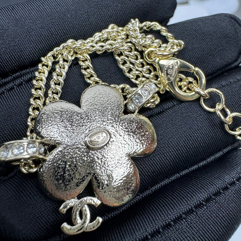 18K Chanel 26C Blue Flower Diamond Bracelet