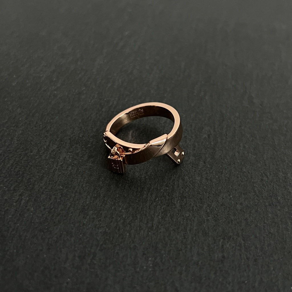 18K Kelly Gavroche Hermès Ring