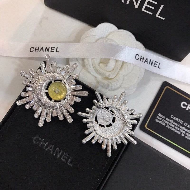 18K Chanel Crystal Brooch