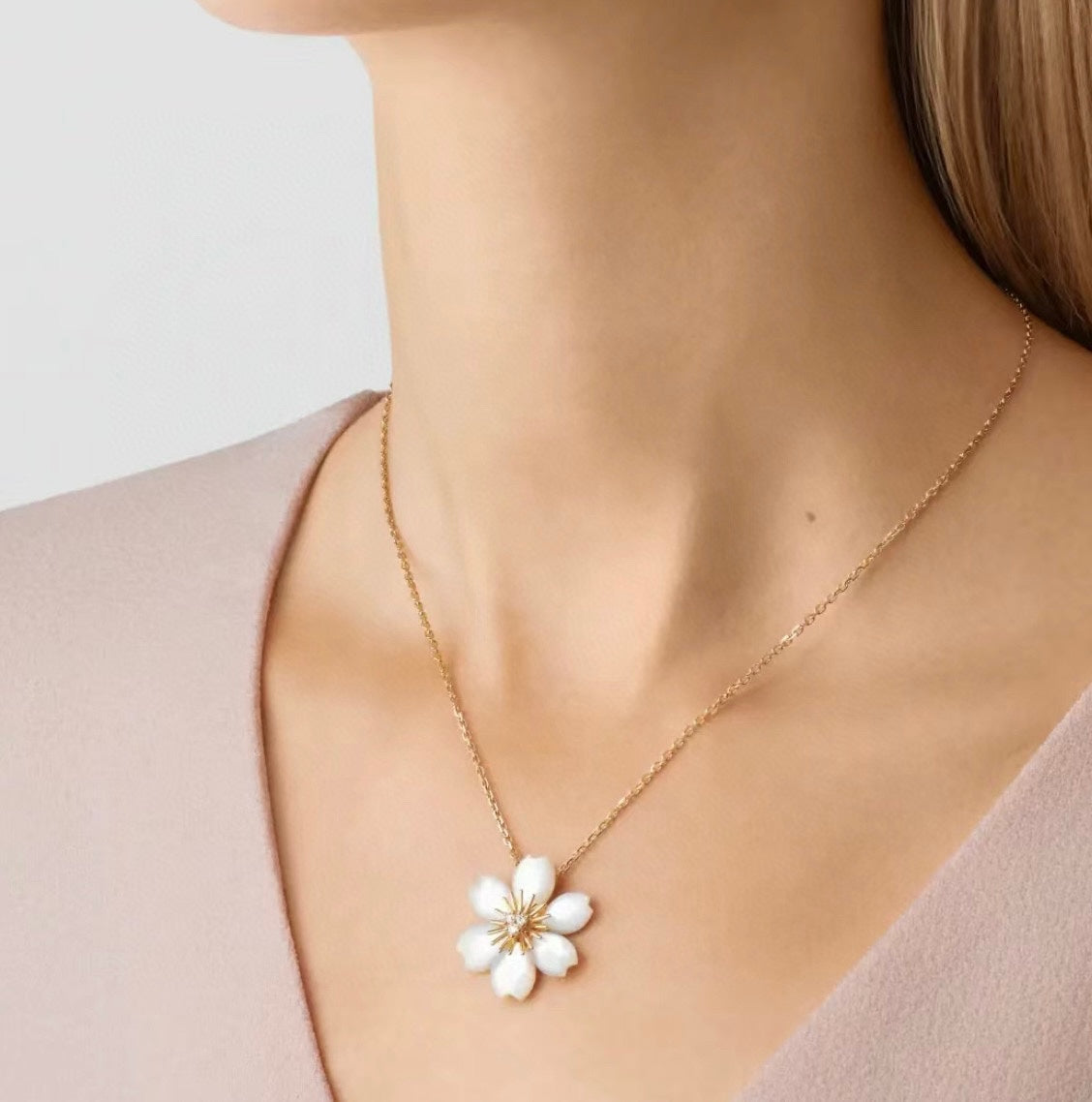 18K Rose Van Cleef & Arpels De Noel Clip Pendant Necklace