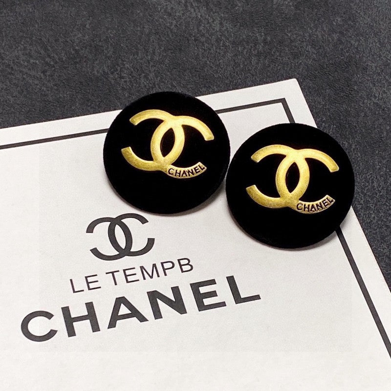 18K Chanel Black Yellow Gold Earrings