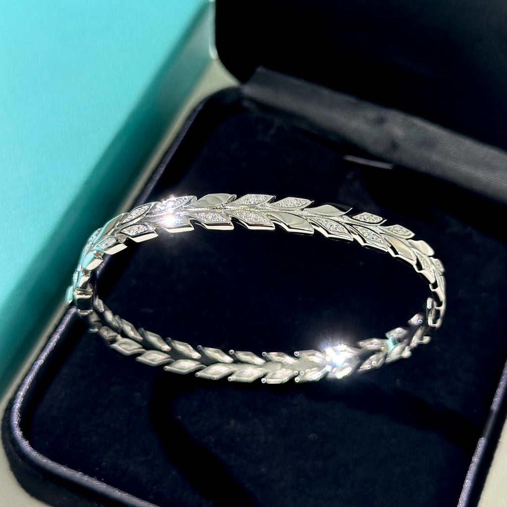 18K Tiffany & Co. Victoria Vine Diamonds Bracelet