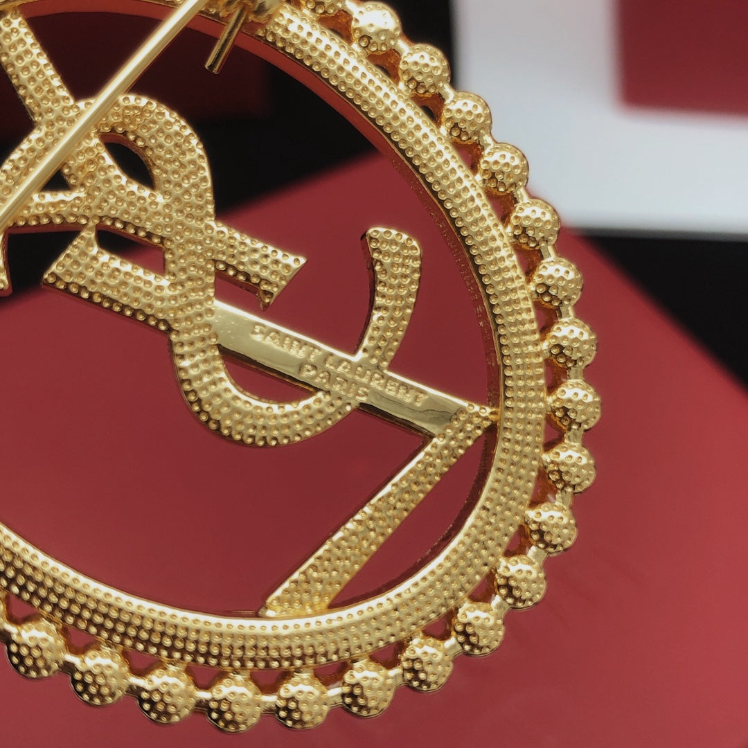 18K Saint Laurent Oval Pearls Brooch
