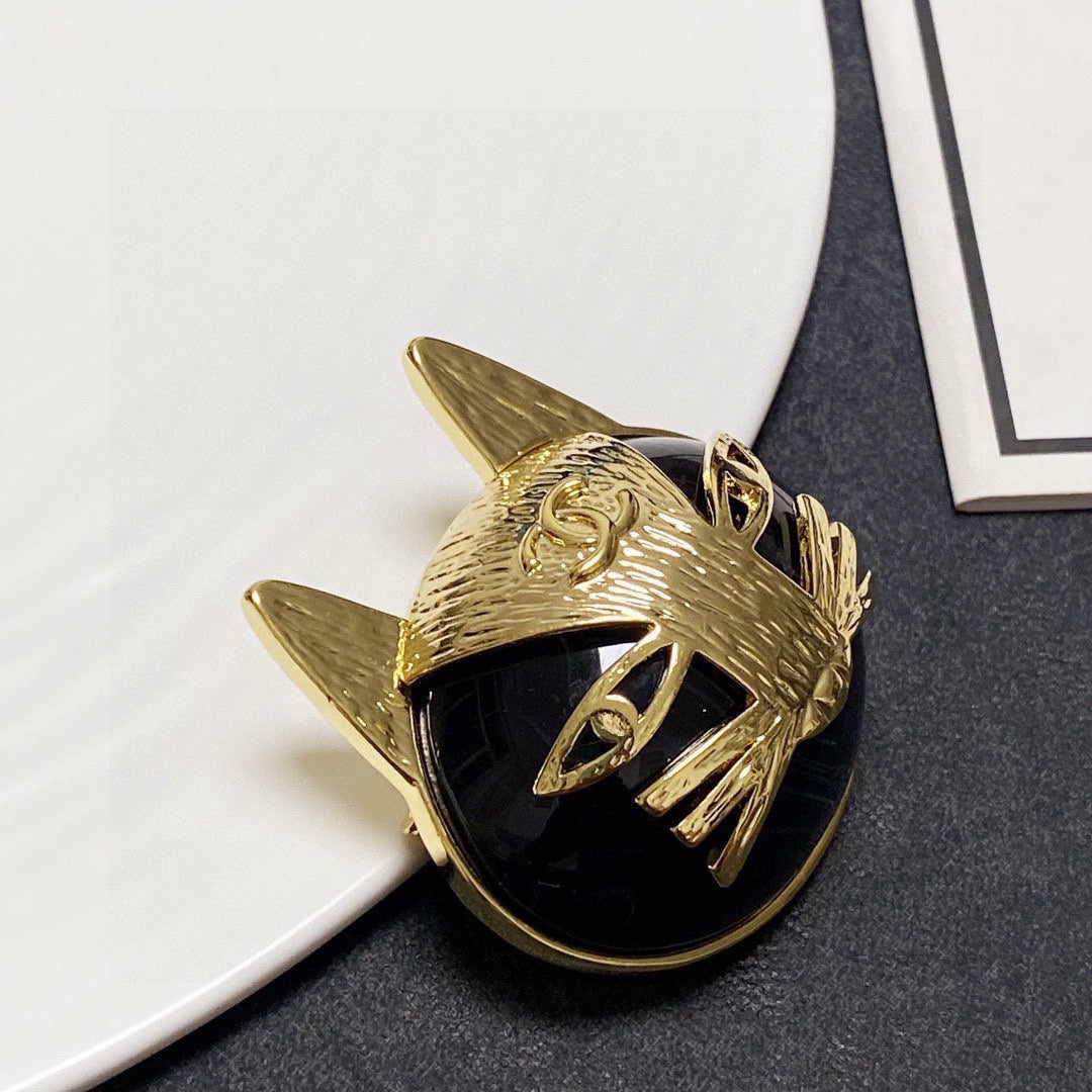 18K Chanel Cat Brooch