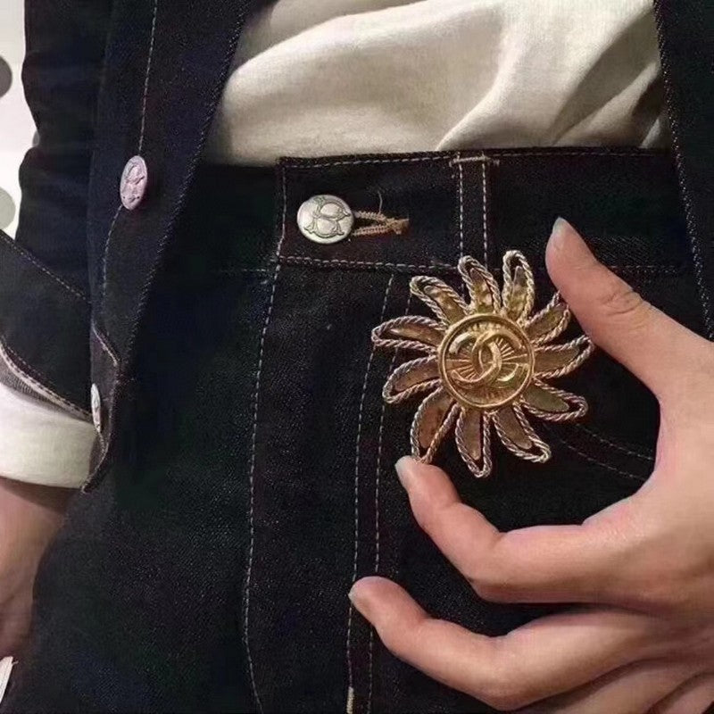 18K Chanel Sunflower Brooch