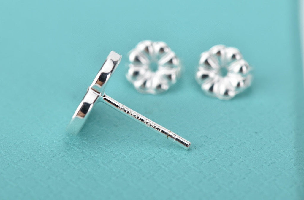 18K Return to Tiffany & Co. Heart Earrings