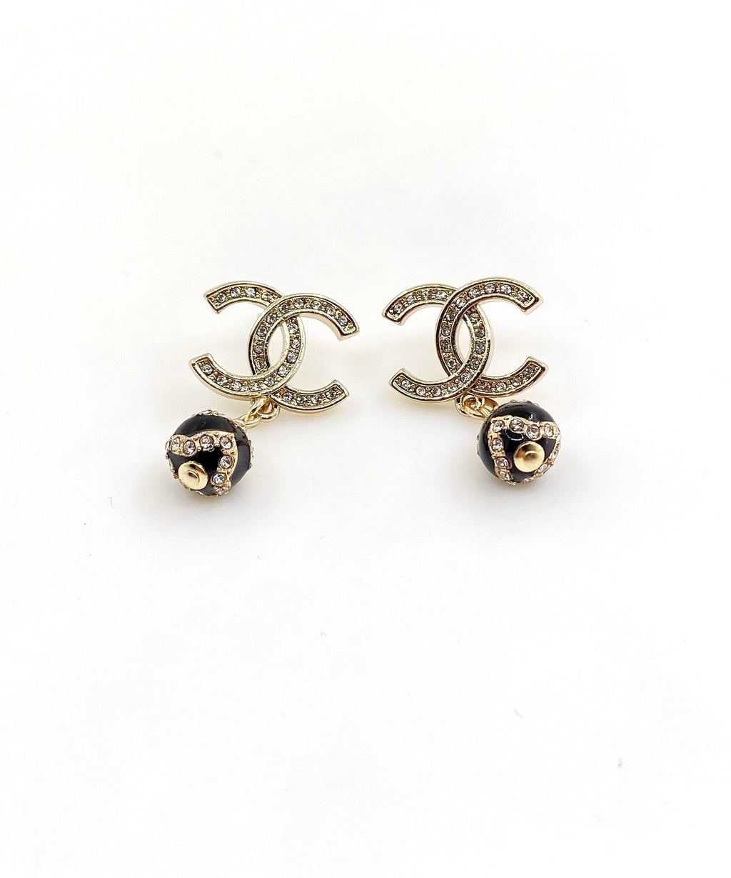 18K Chanel Pearl Pendant Earrings