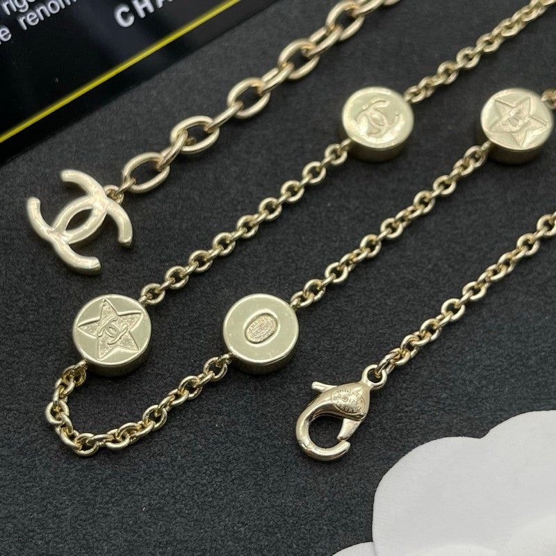 18K Chanel Star Gold Necklace