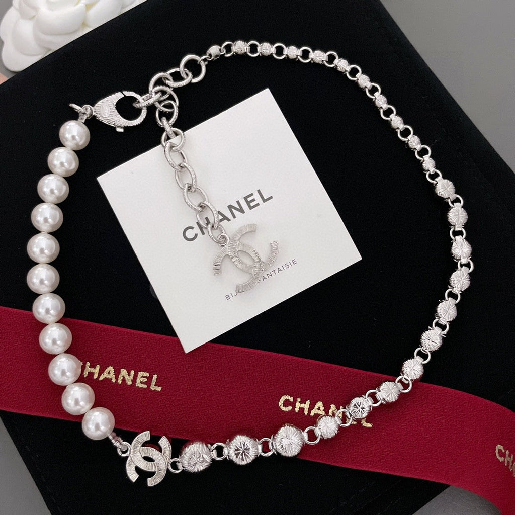 18K Chanel Pearls Crystals Necklace
