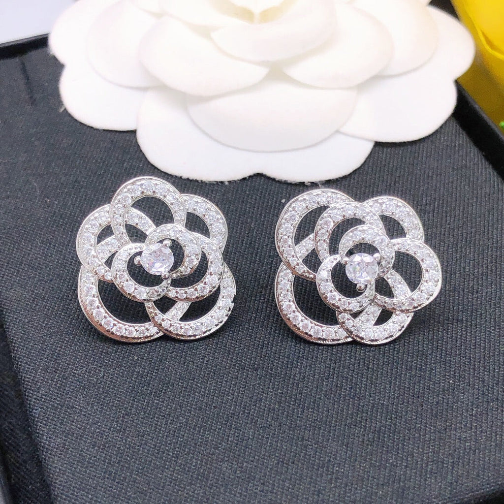 18K Chanel Camellia Diamond Earrings