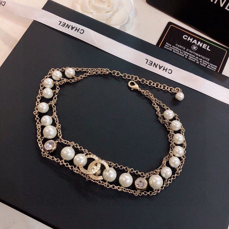 18K Chanel Pearl Choker Chain Necklace